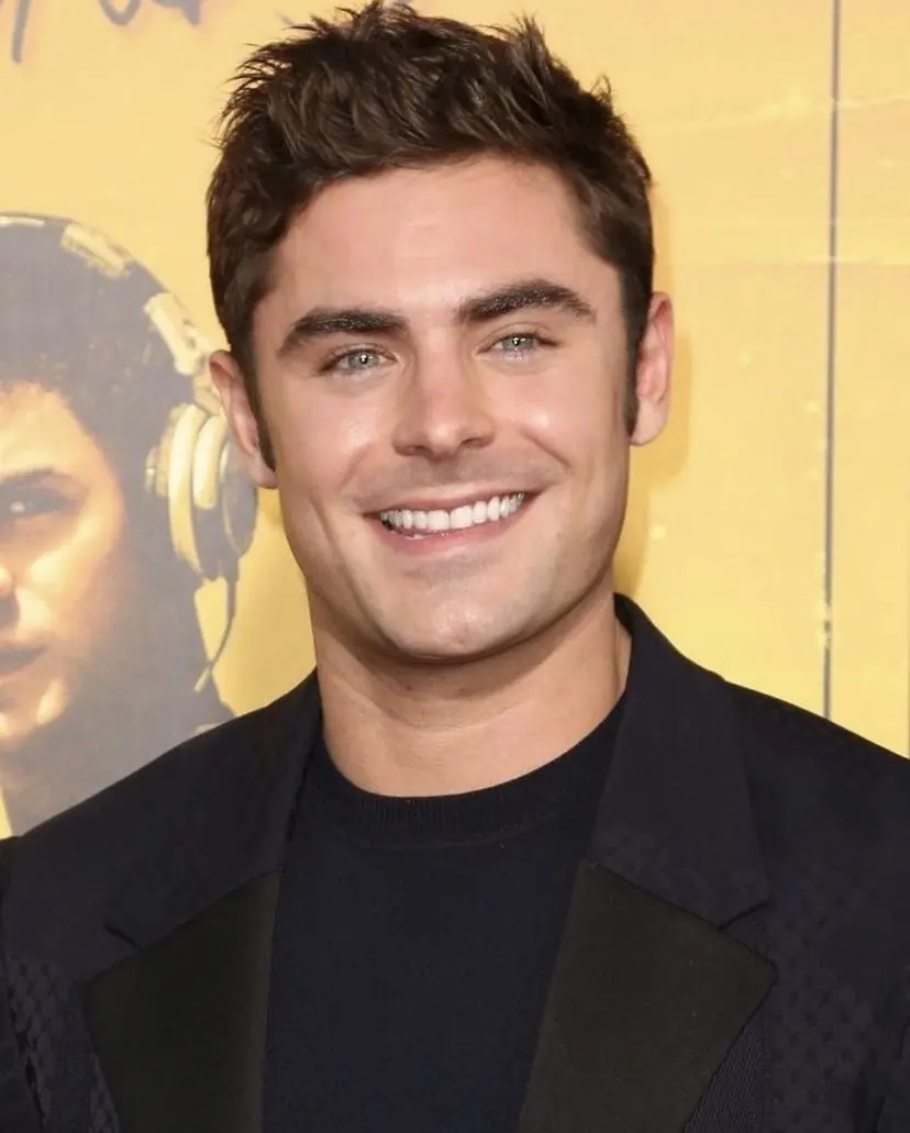 綠拿鐵食譜　－Zac Efron　在社群上分享自製綠拿鐵　最愛綠拿鐵食譜